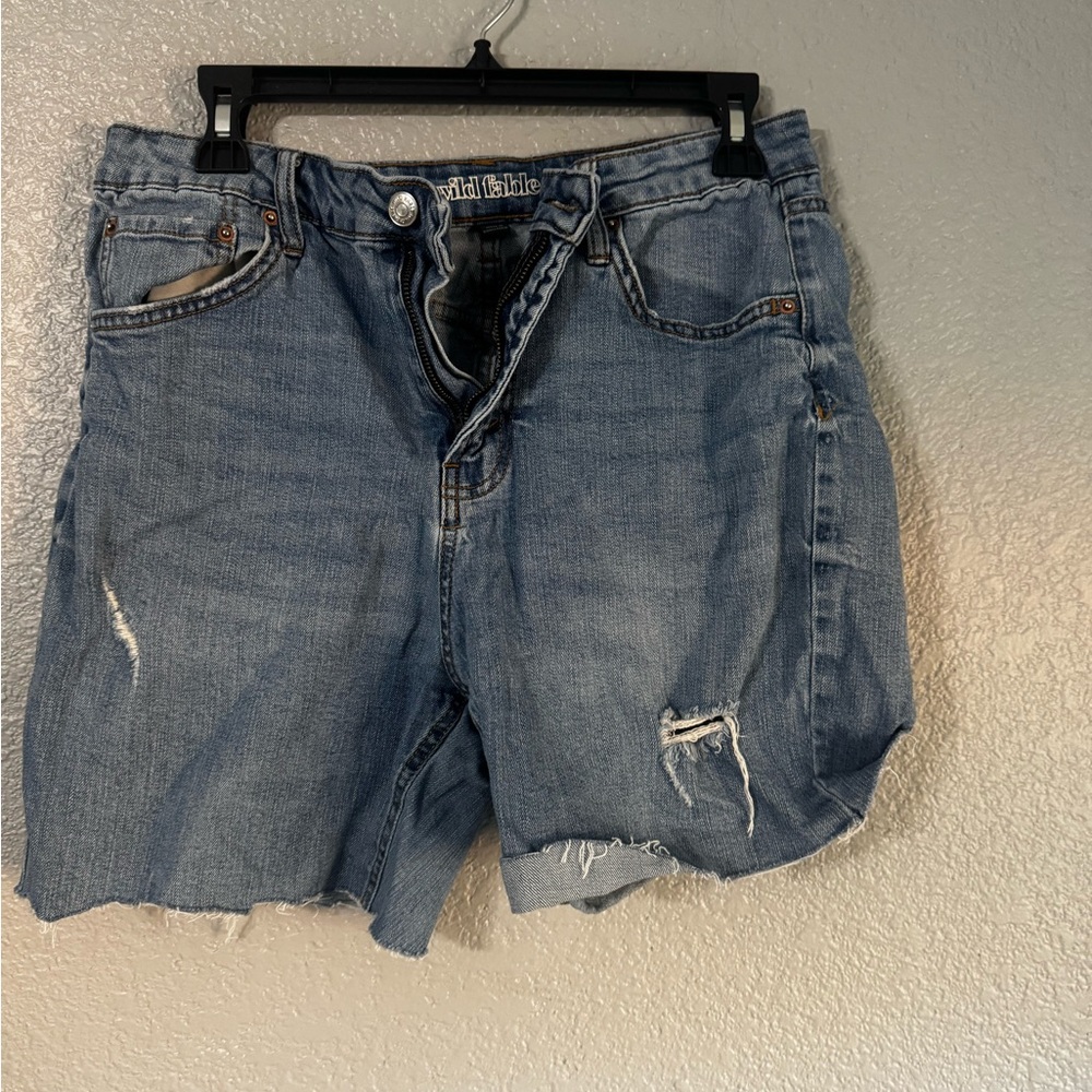 WallFlower Distressed Denim Shorts – Size M - Picture 2 of 5